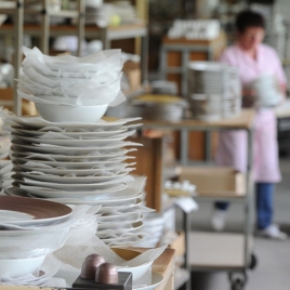 Visite d'une fabrique de porcelaine à Limoges - SLVie Jonzac
